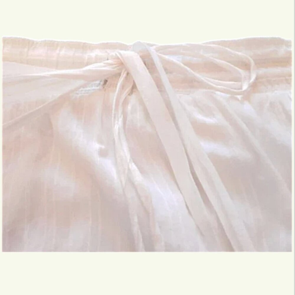 Theory White Skirt Lined  Size Small - Picture 8 of 9